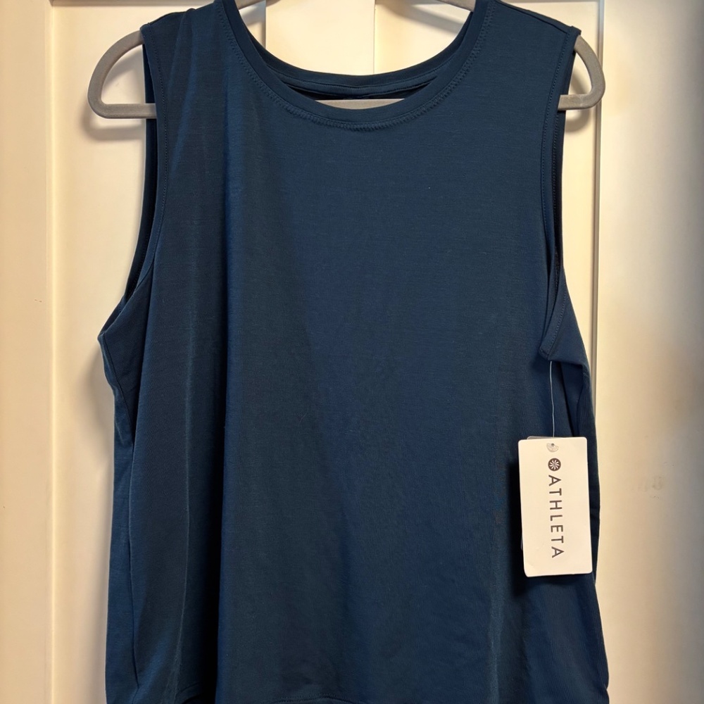 NWT Athleta Essence Open Back Tank, Women's size Large, dark blue